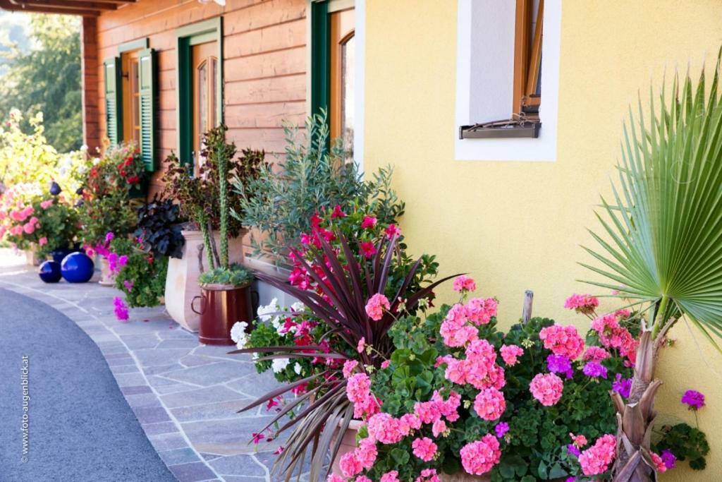 Weingut- Gaestezimmer Marko Leutschach Exterior foto